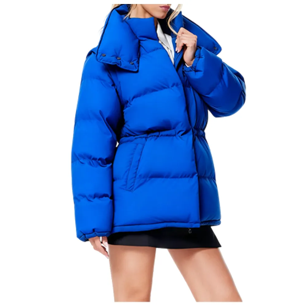 Down jacket with adjustable sleeves and collar for multiple wearing options