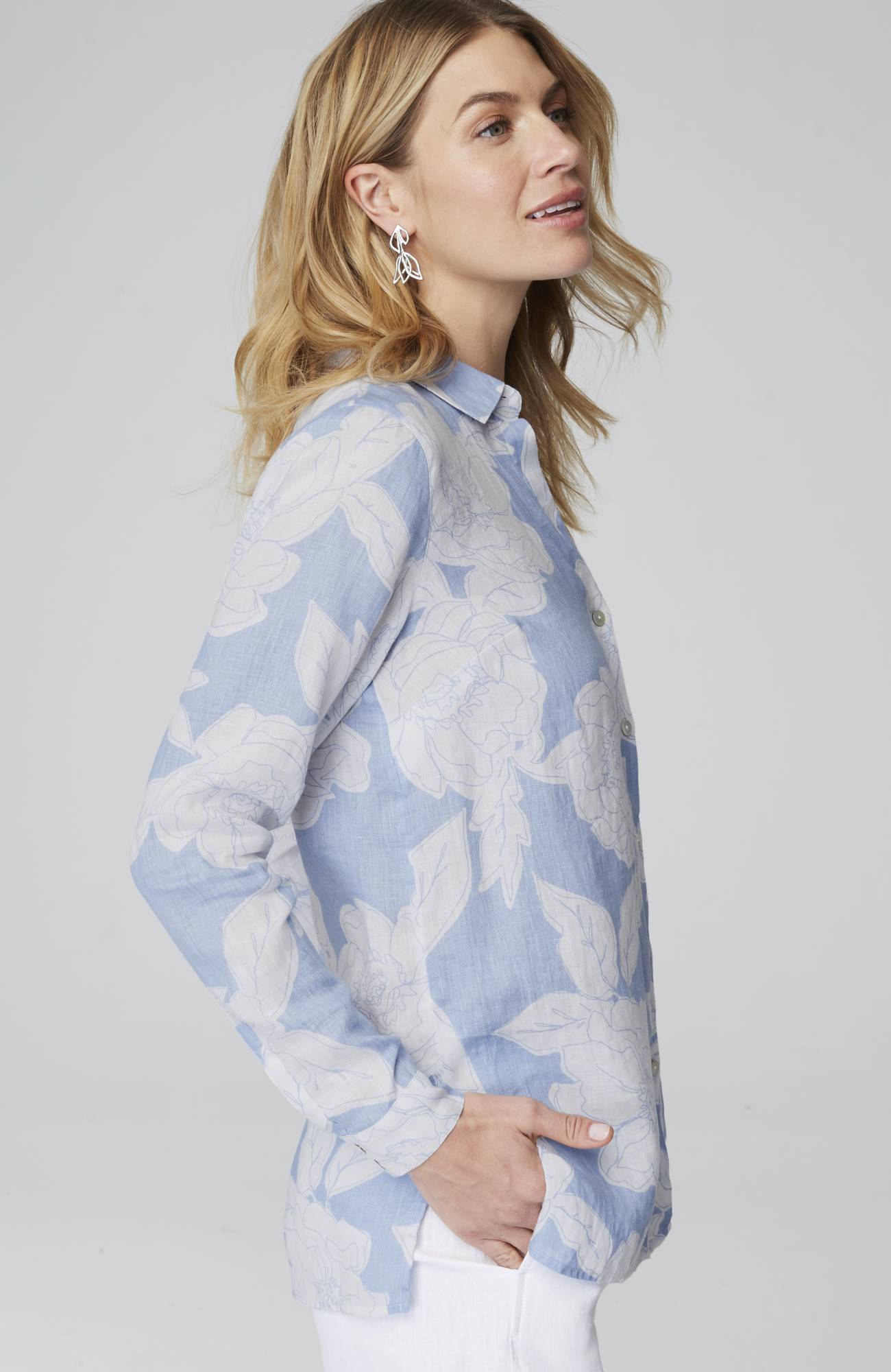 Everyday Linen Button-Front Shirt