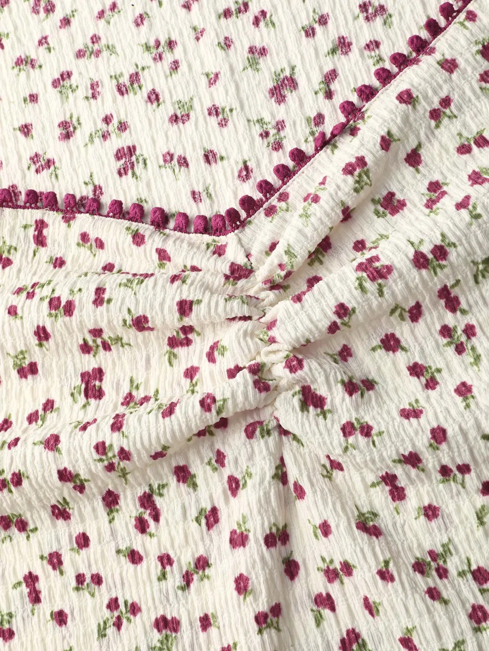 Cherry Print Pleated Stretchy T-Shirt