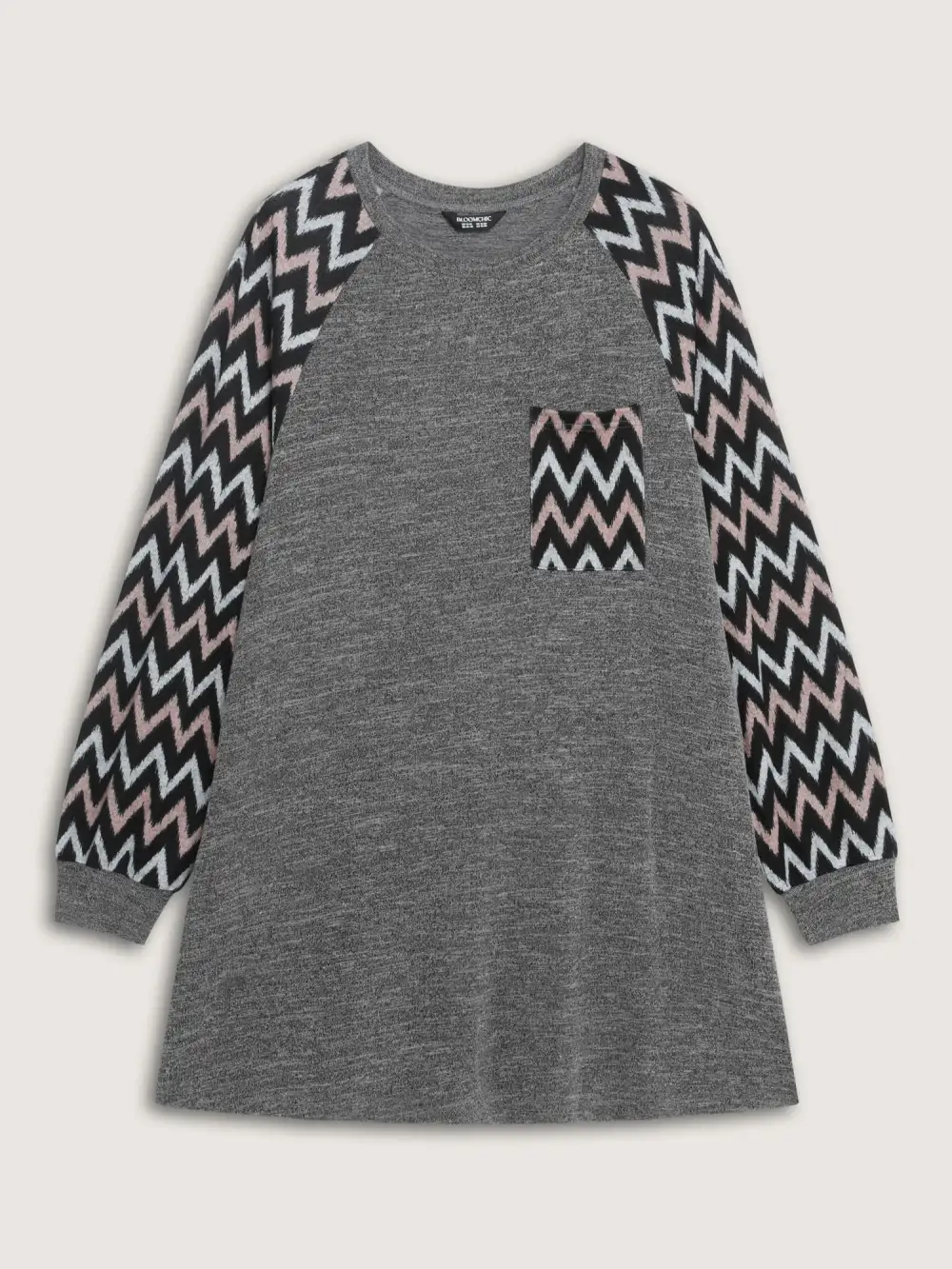 Stretchy Wavy Pattern Contrast T-Shirt