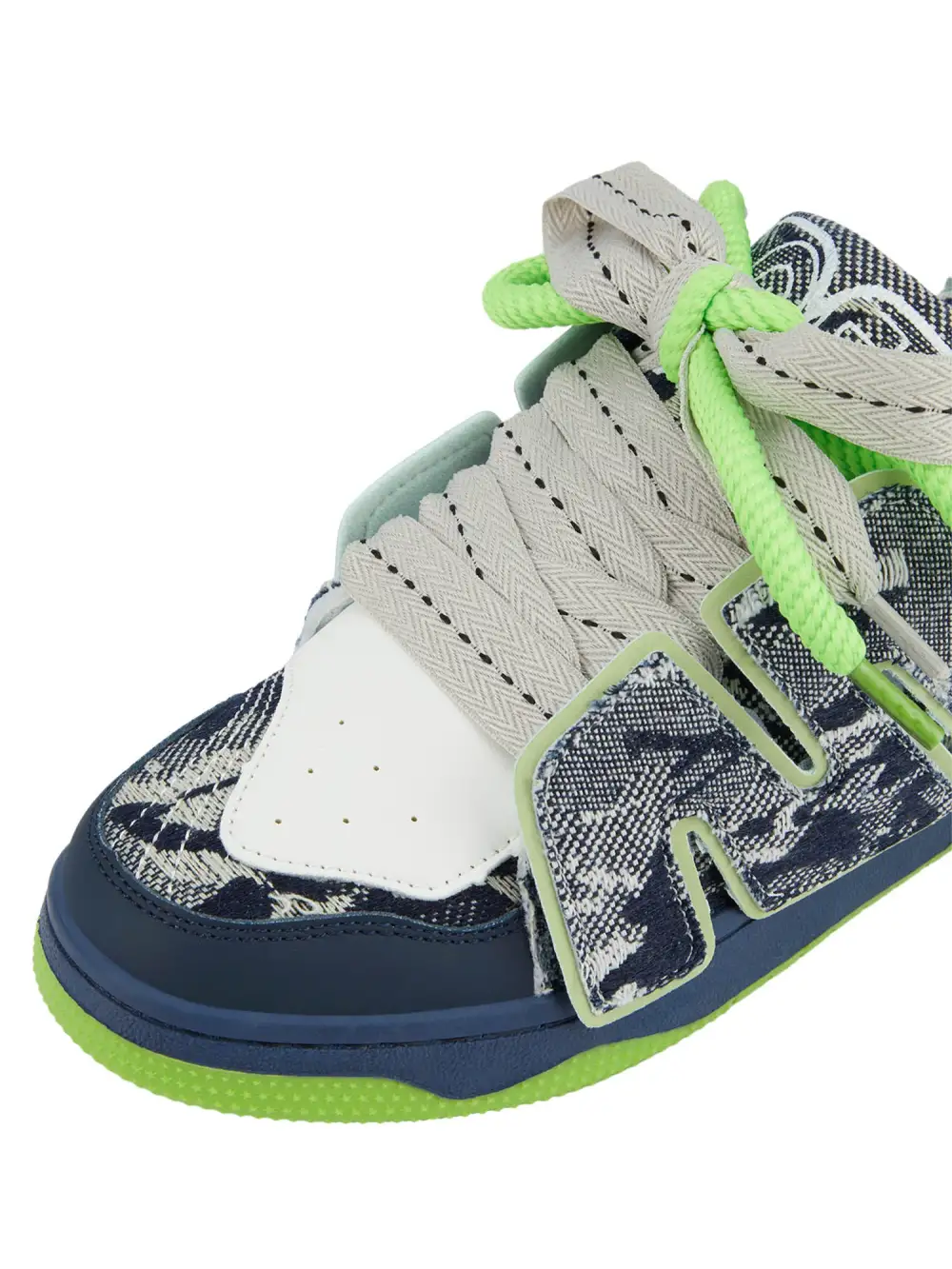 Versatile Lightweight Soft-soled Board Shoes - 1716