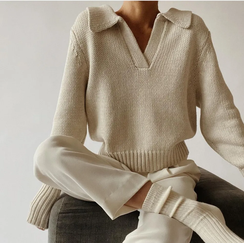 Chic Solid Color Lapel Sweater