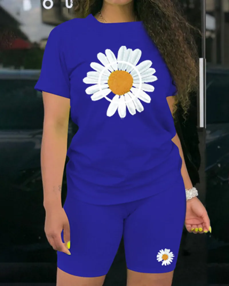 Sunflower Print T-Shirt & Skinny Shorts Set