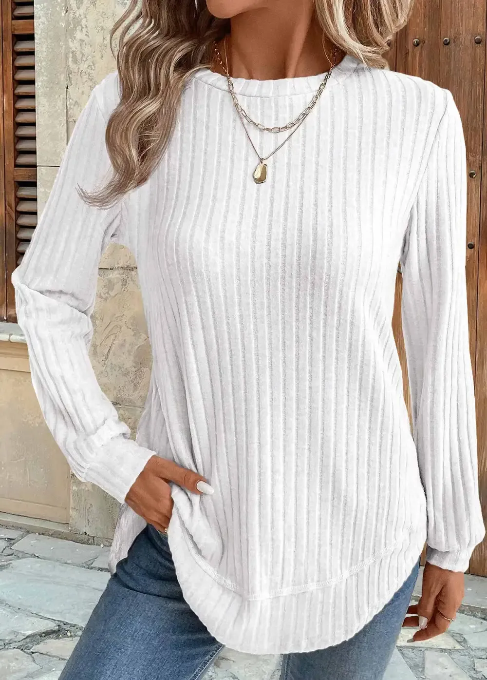 White Long Sleeve Round Neck Sweatshirt