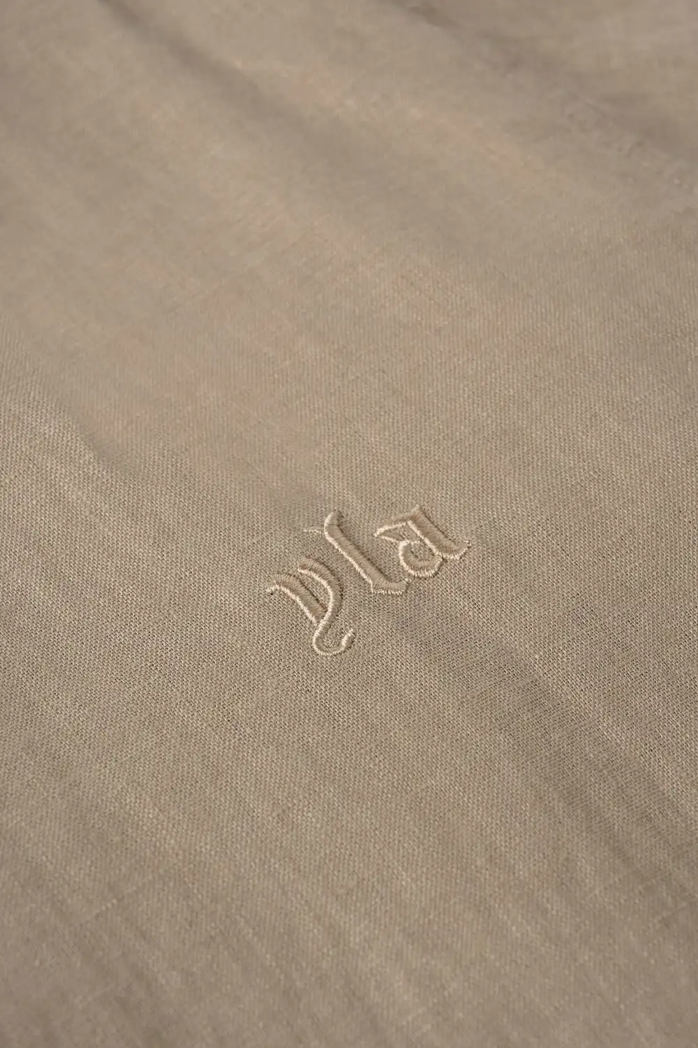 825 - Simply Linen Shirts