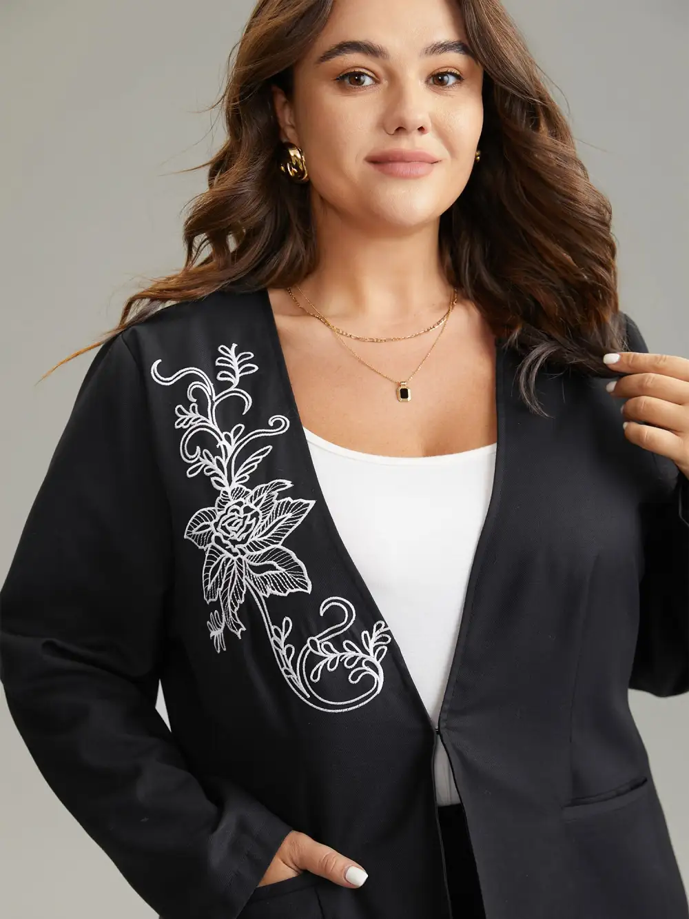 Floral Embroidered Hook Buckle Pocket Blazer
