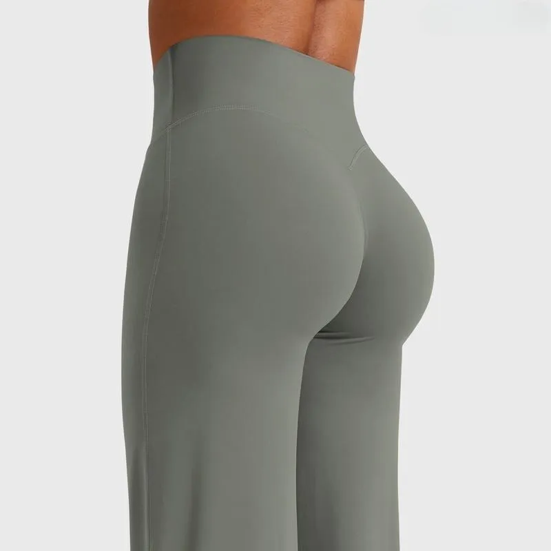 High-waisted straight-leg, seamless front-facing women's yoga leggings