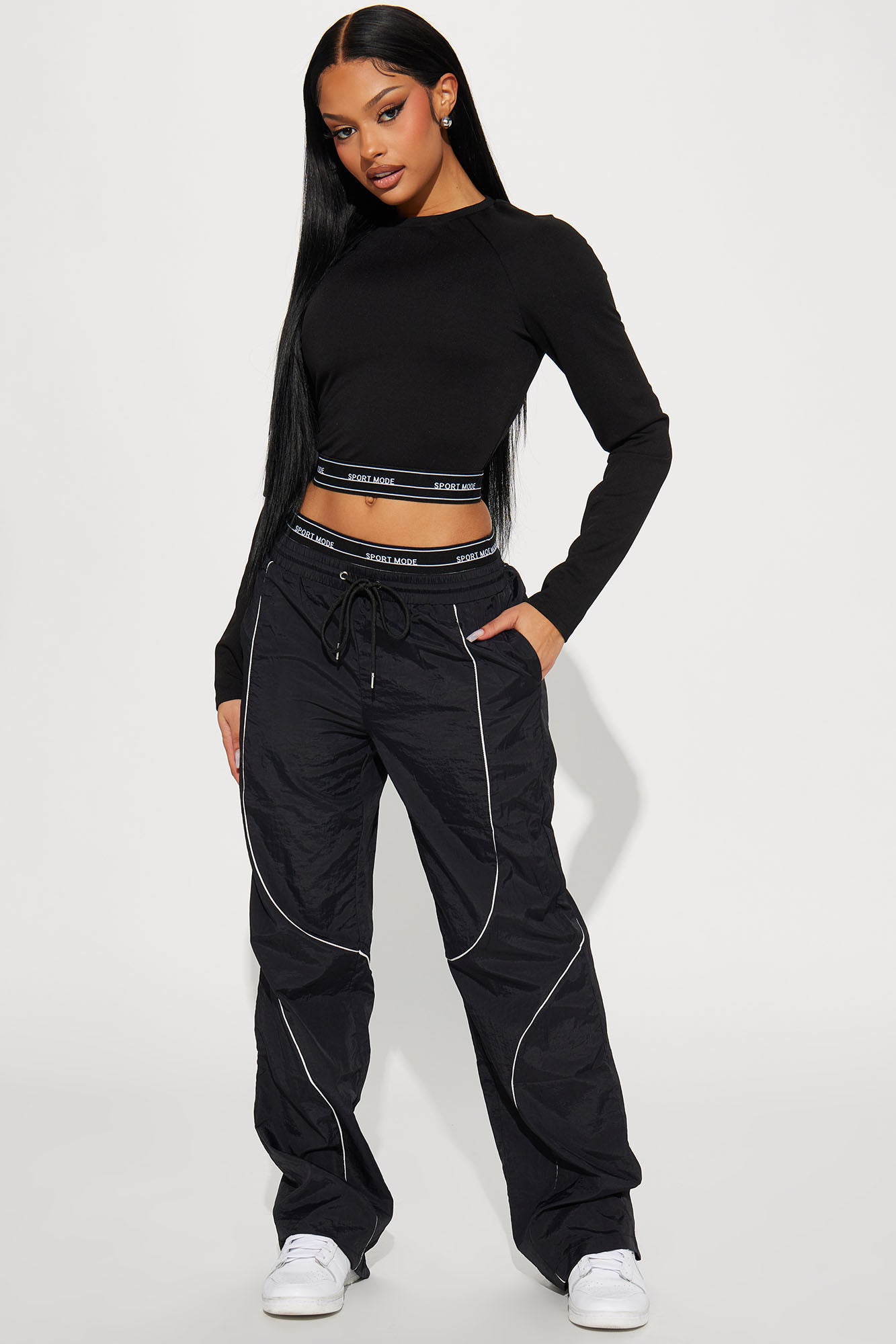 My Moment Windbreaker Pant Set - Black