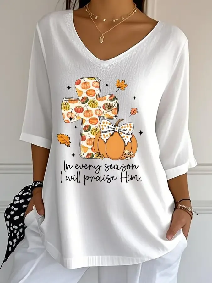 Women's In Every Season I Will Praise Him Print T-Shirt