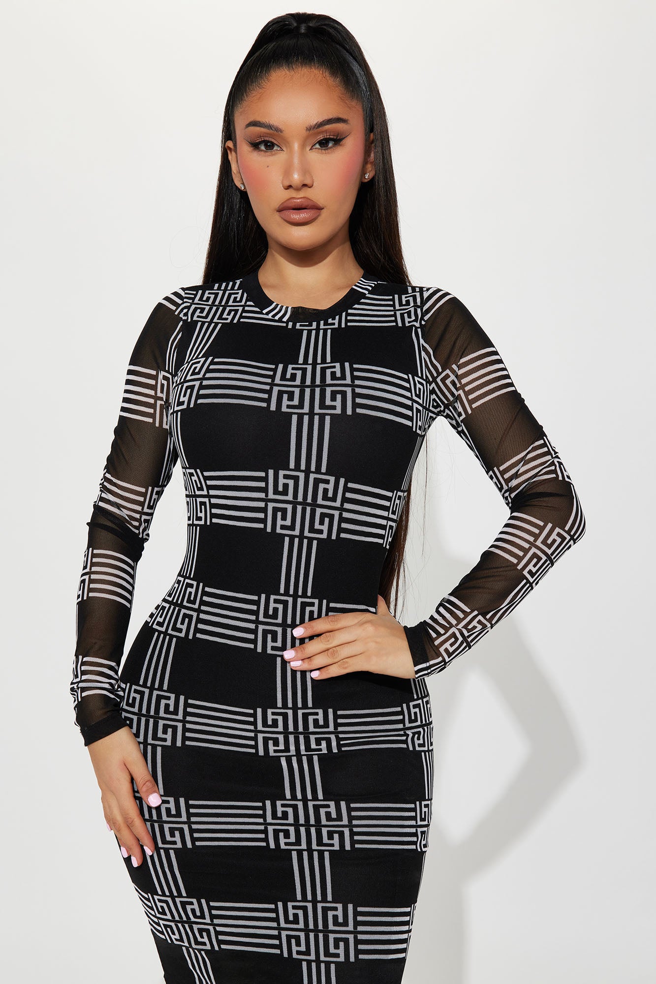 Carina Mesh Maxi Dress - Black/White