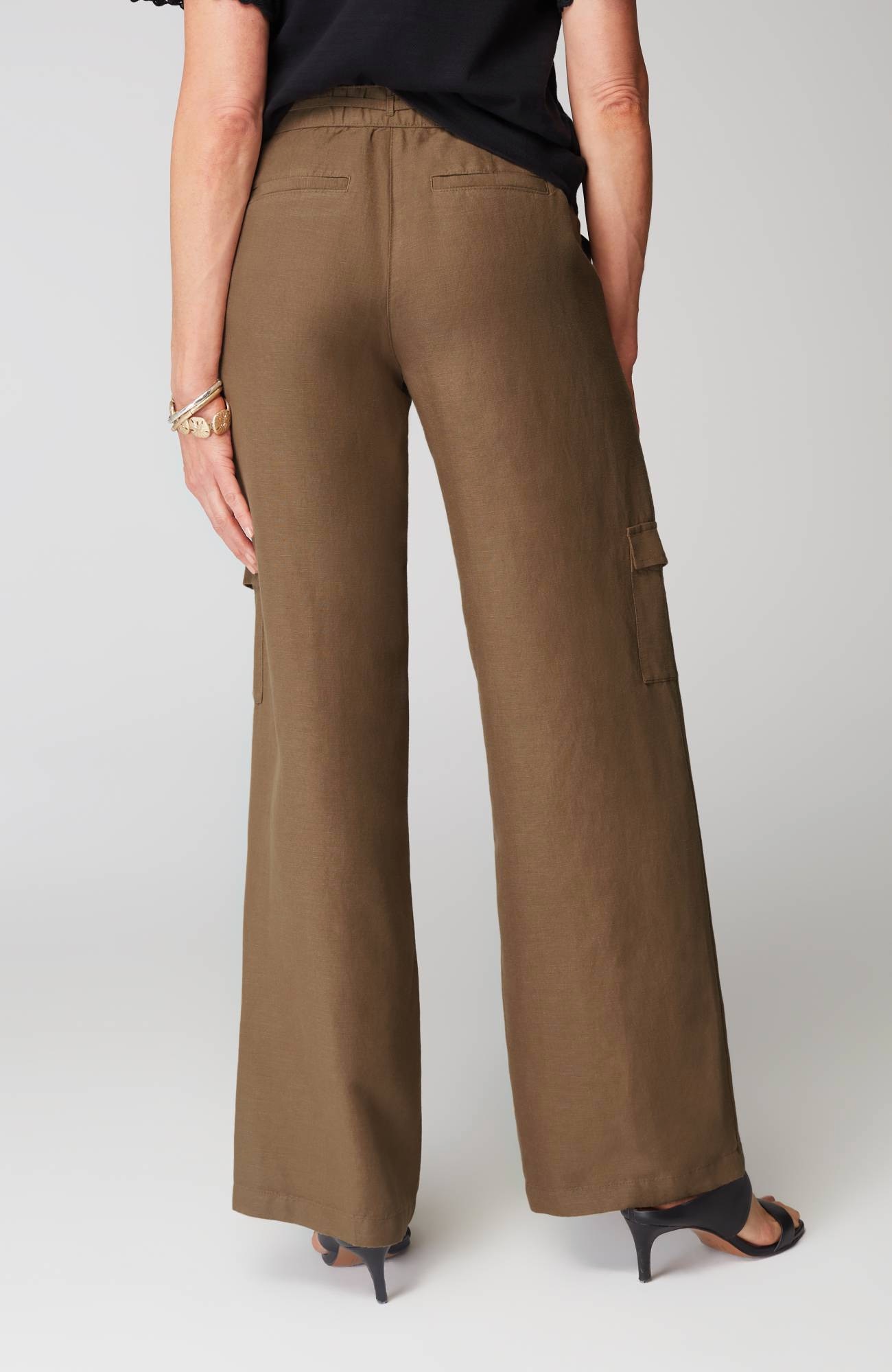 Linen & Rayon Wide-Leg Cargo Pants