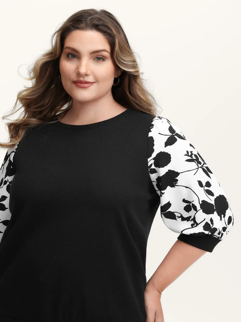 Textured Floral Puffy Sleeve Sweatshirt