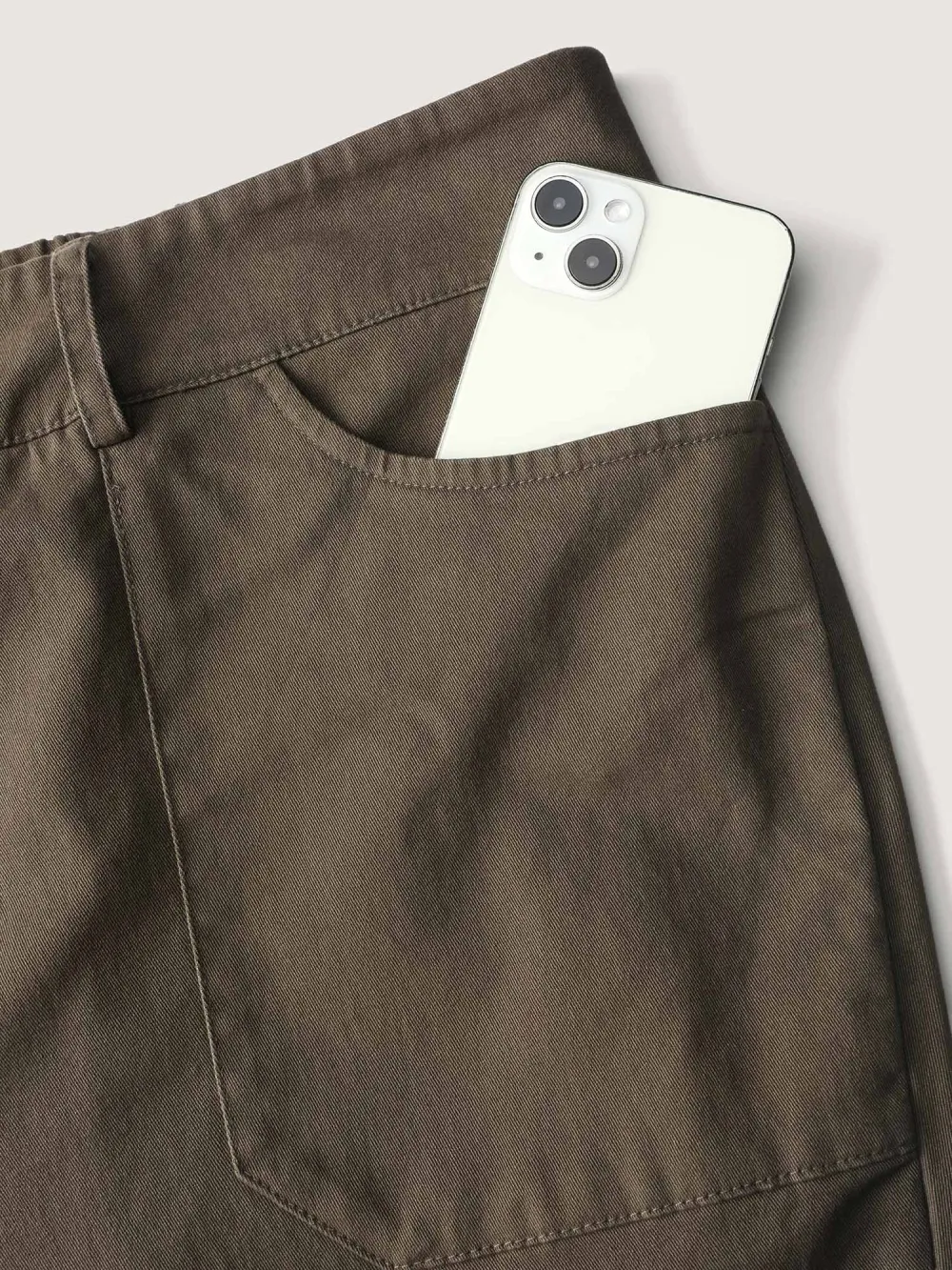 Sculpted Pockets Straight-Leg Pants