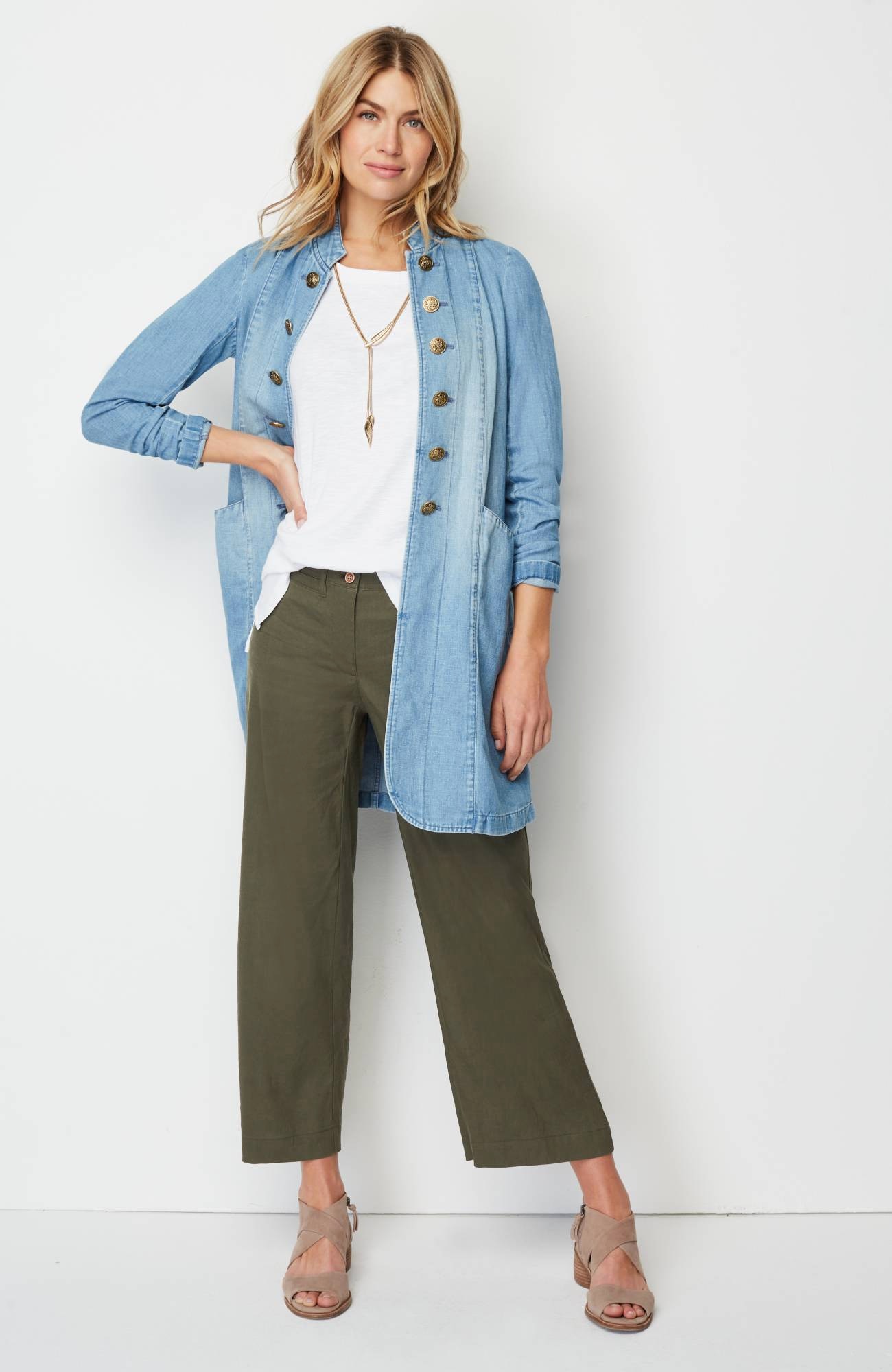 linen-stretch wide-leg crops