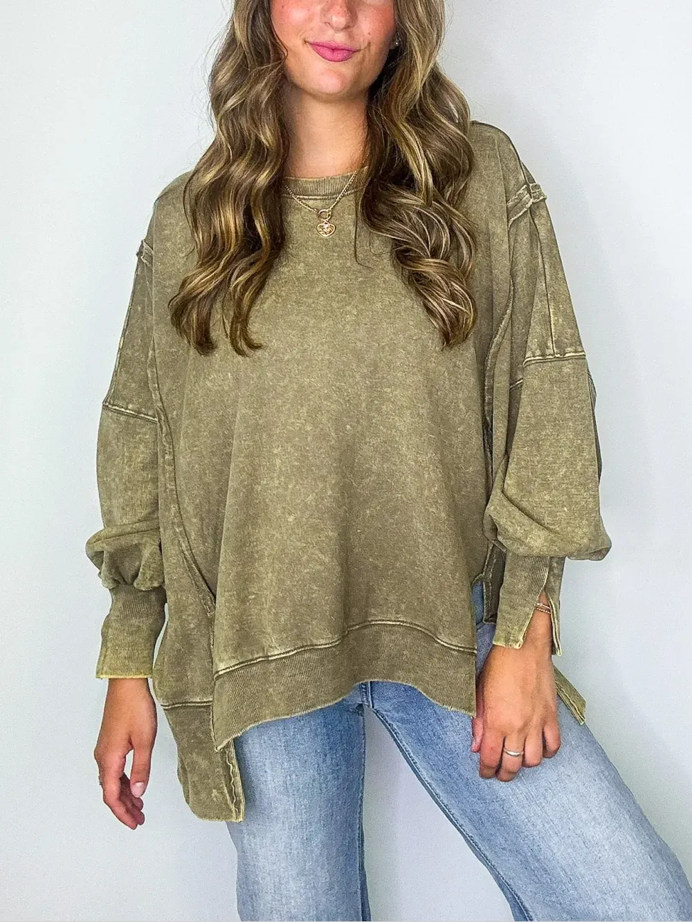 ✨Womens Acid Wash Split Cuff Oversized Crew Pullover