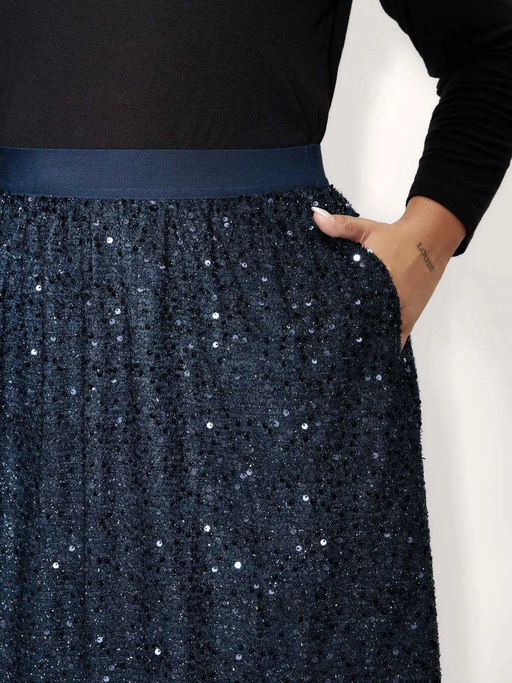 Shimmery Sequin Shirred Waist Midi Skirt