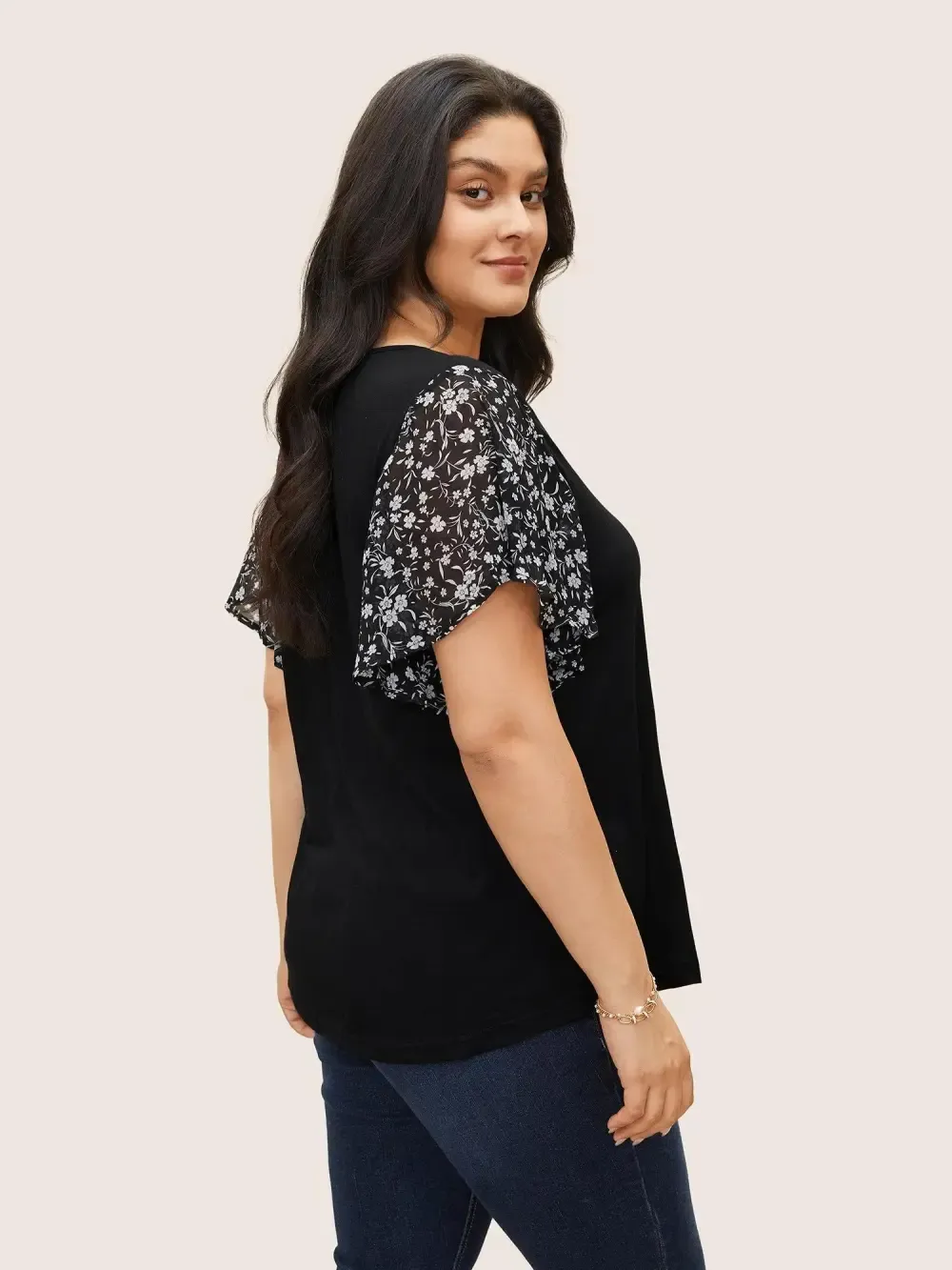 Ditsy Floral Ruffle Sleeve Round Neck T-shirt