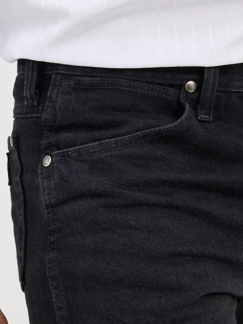 COWBOY CUT SILVER EDITION SLIM FIT JEAN IN BLACK