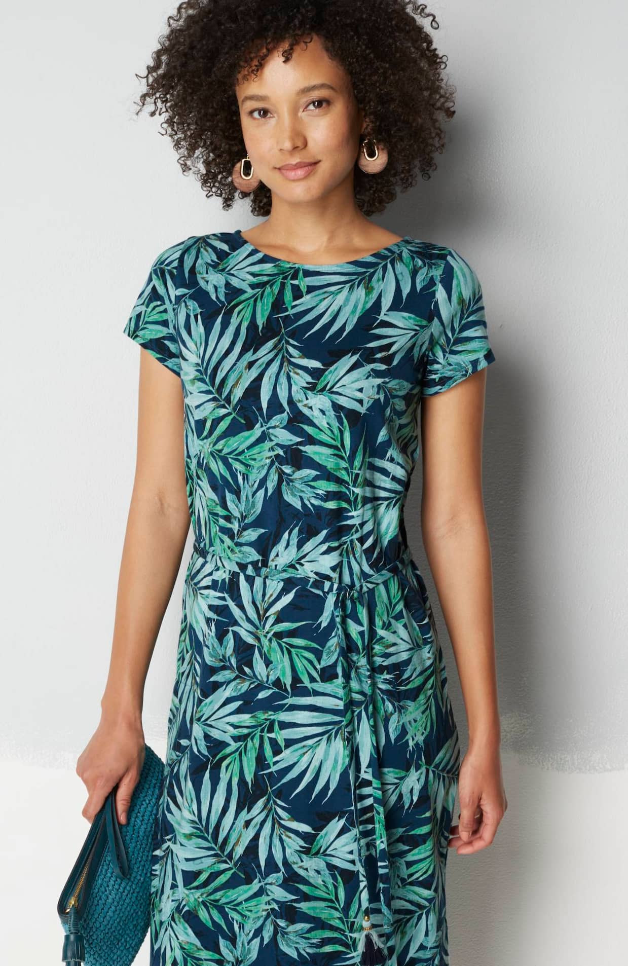 cap-sleeve maxi dress