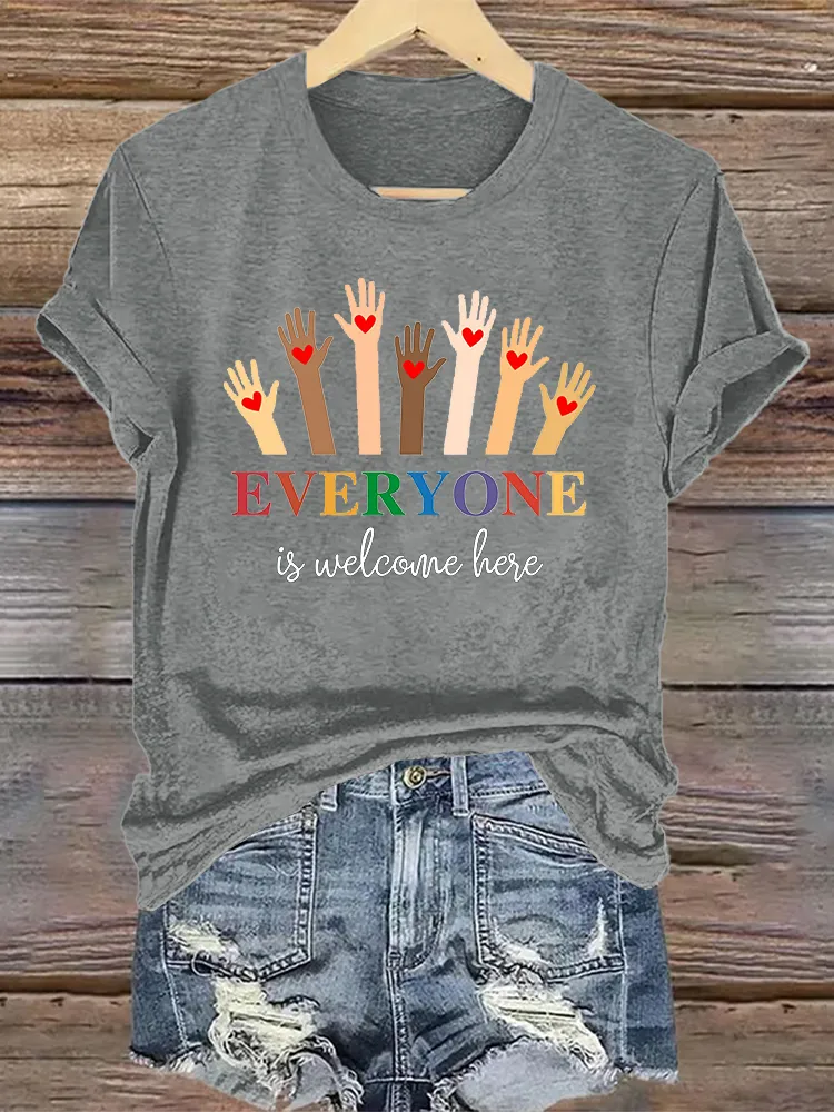 Women'S Everyone Is Welcome Here Printed T-Shirt