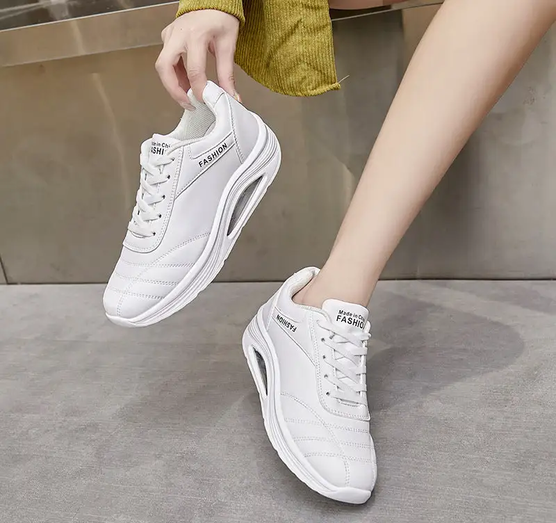 Breathable Casual Outdoor Light Weight Walking Sneakers RS16