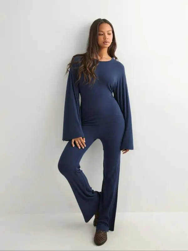 Women's Fall New Round Neck Flare Long Sleeve Top & Elastic Waist Straight Leg Pants Set