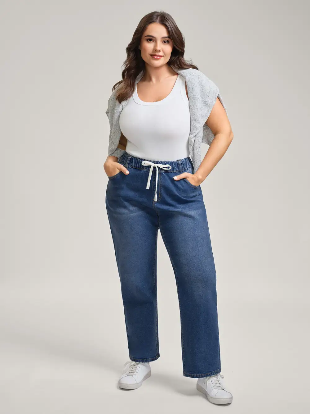 Classic Wash Stretchy Straight-Leg Jeans