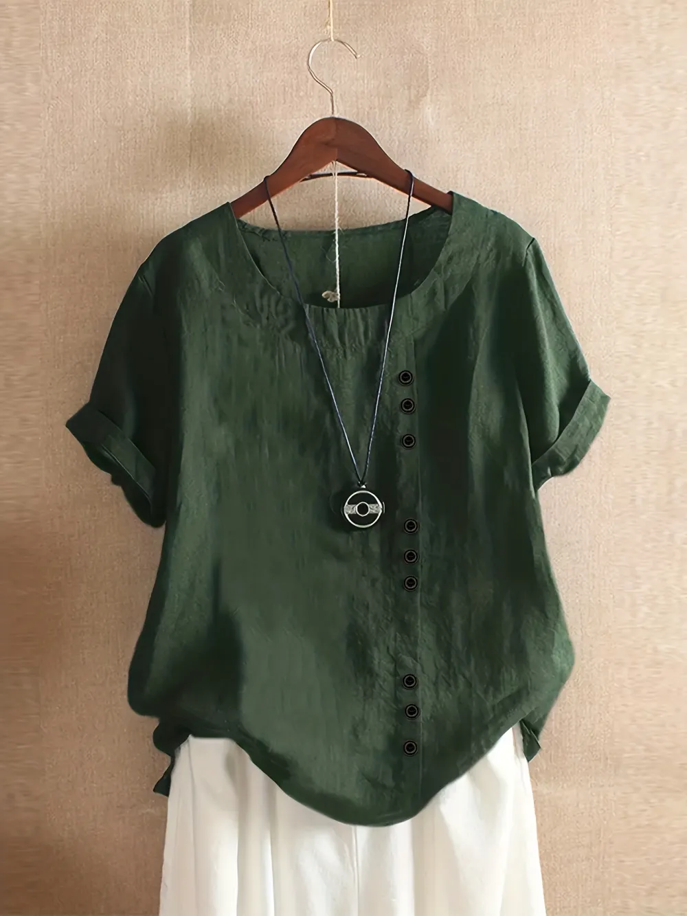 Plus Size Solid Button Decor Short Sleeve T-shirt, Women's Plus Casual Round Neck Tee