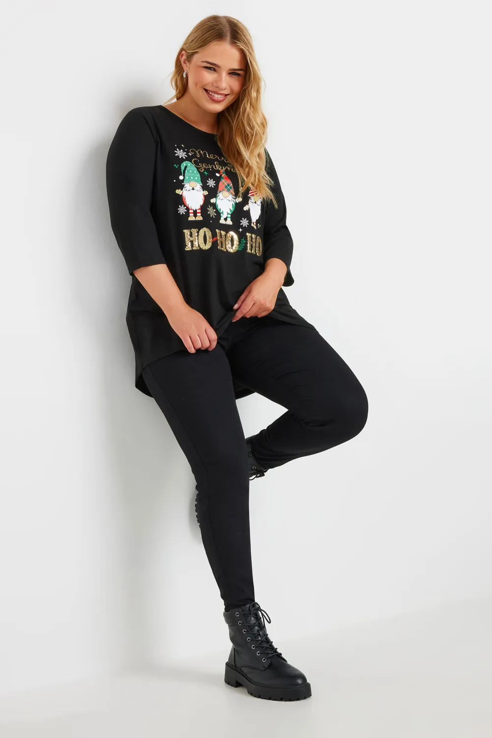 复制YOURS Curve Black 'Merry Gonkmas' Sequin Embellished Christmas Top