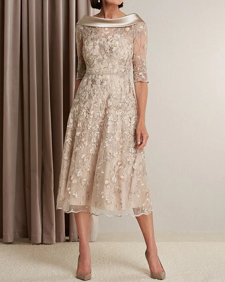 ELEGANT LACE MIDI DRESS IN BROCADE