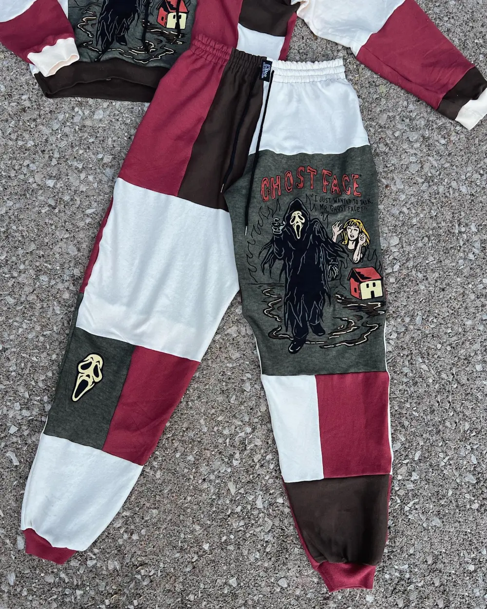 2 piece set tops and bottoms how perfect and cozy piece for your Halloween day