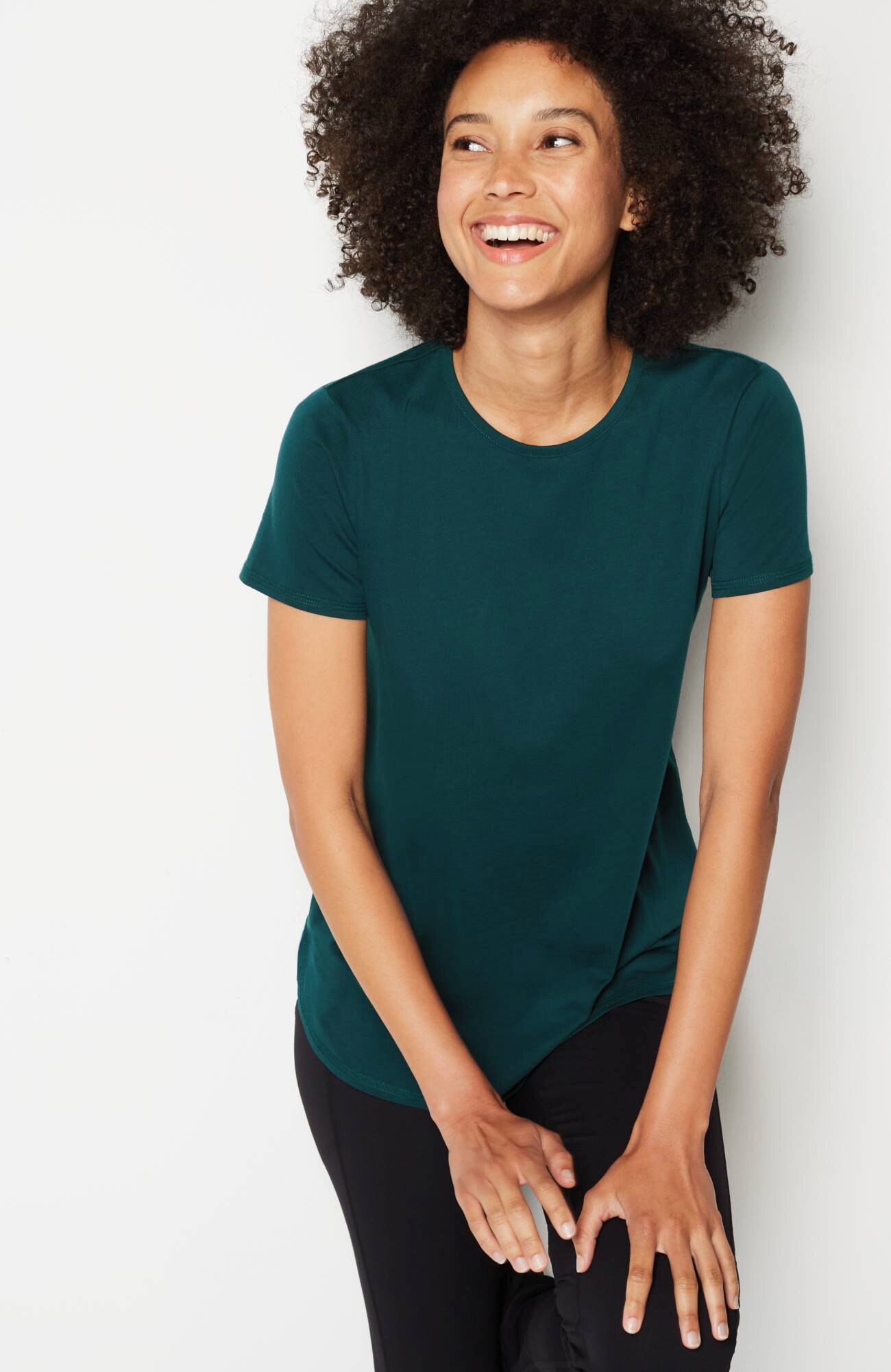 fit progress pima-stretch shirttail tee