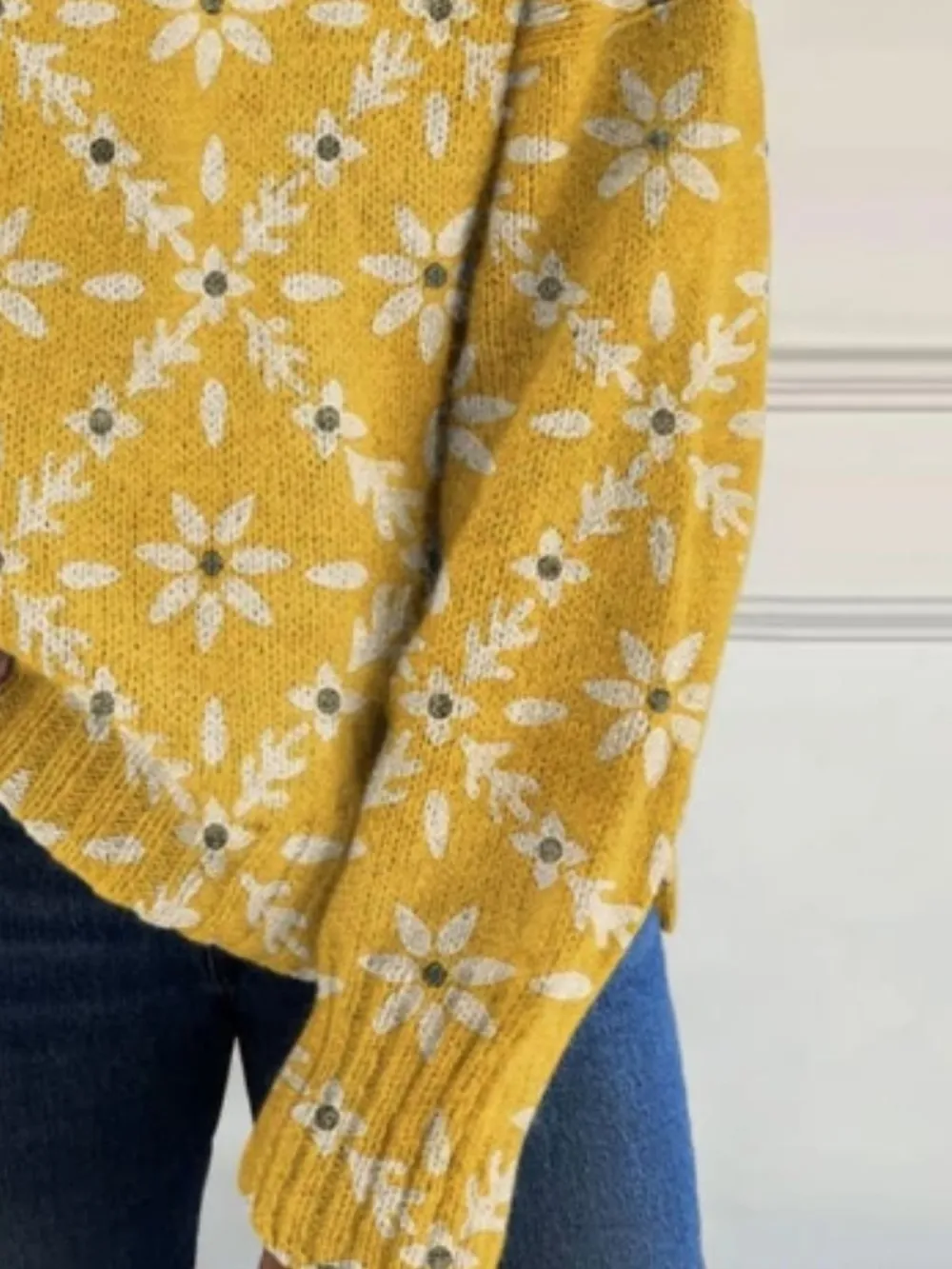 Floral Turtleneck Regular Fit Simple Sweater