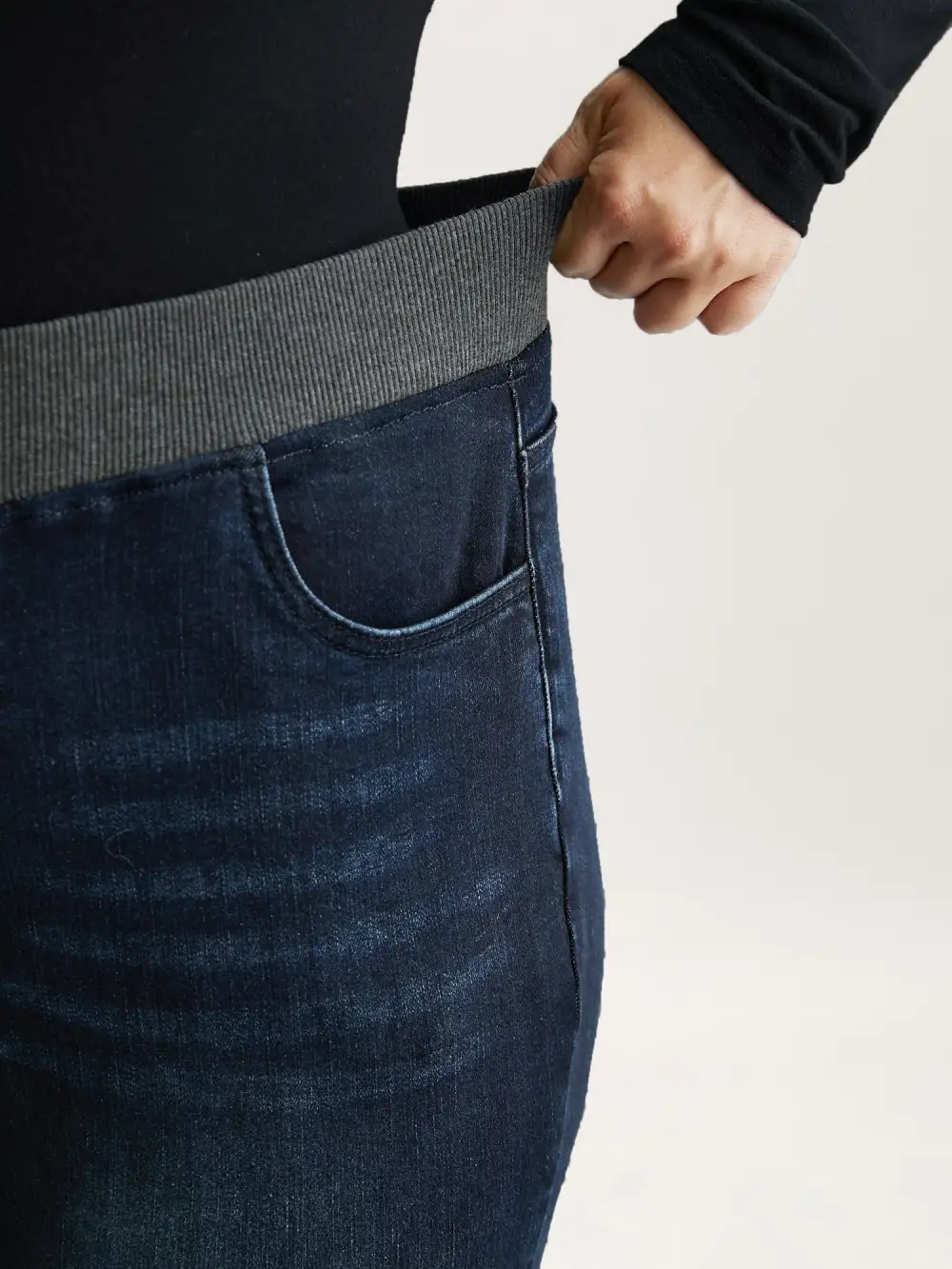 Stretchy Whiskered Waist Skinny Knit Jeans