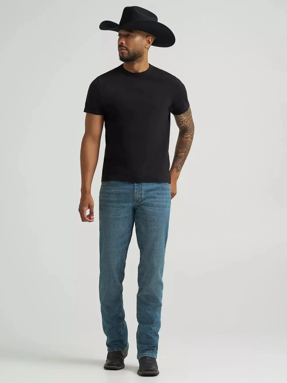 WRANGLER 20X ADVANCED COMFORT 02 COMPETITION SLIM JEAN IN ROOT BEER