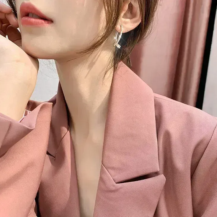 Cross Curved Earring