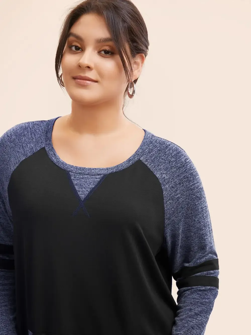 Striped Contrast Pocket Raglan Sleeve High Low Hem Sweatshirt