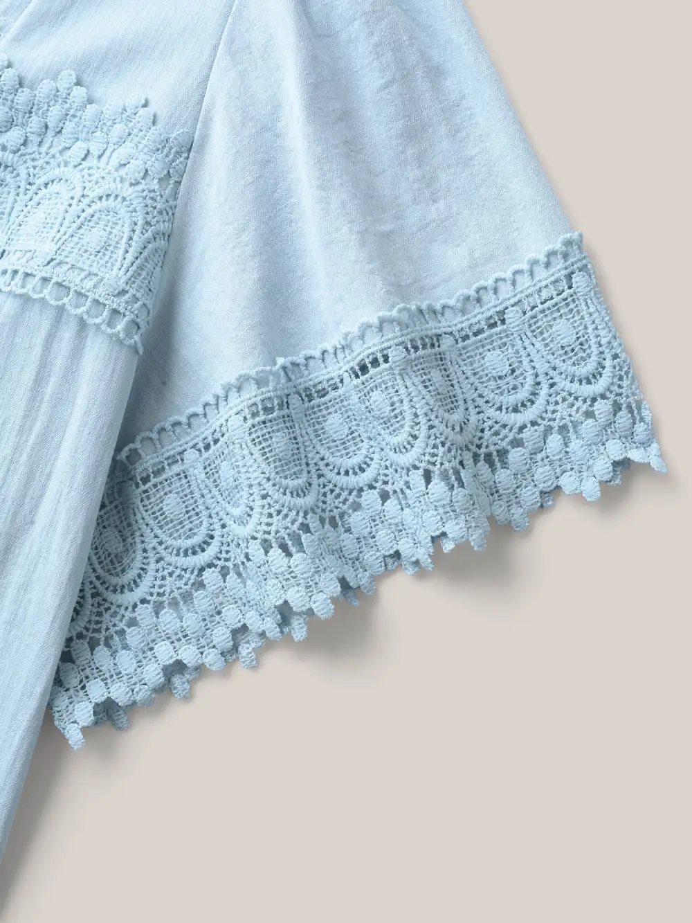 Lace Trim Spliced Solid Blouse