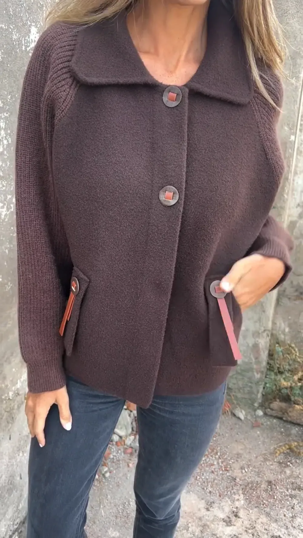 Chic Contrast Button Jacket