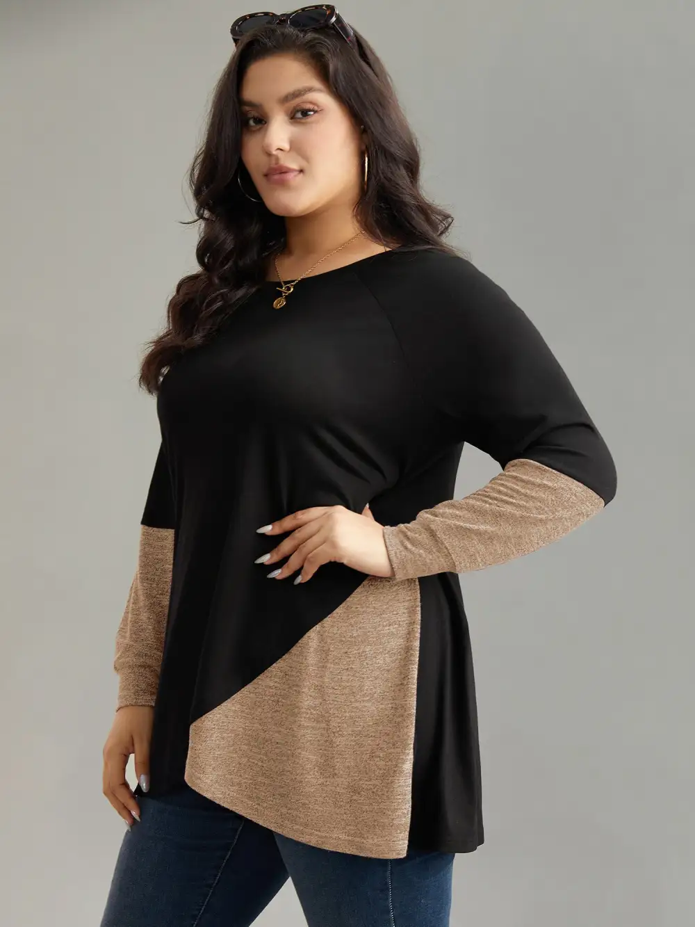 Two Tone Patchwork Heather Arc Hem T-shirt