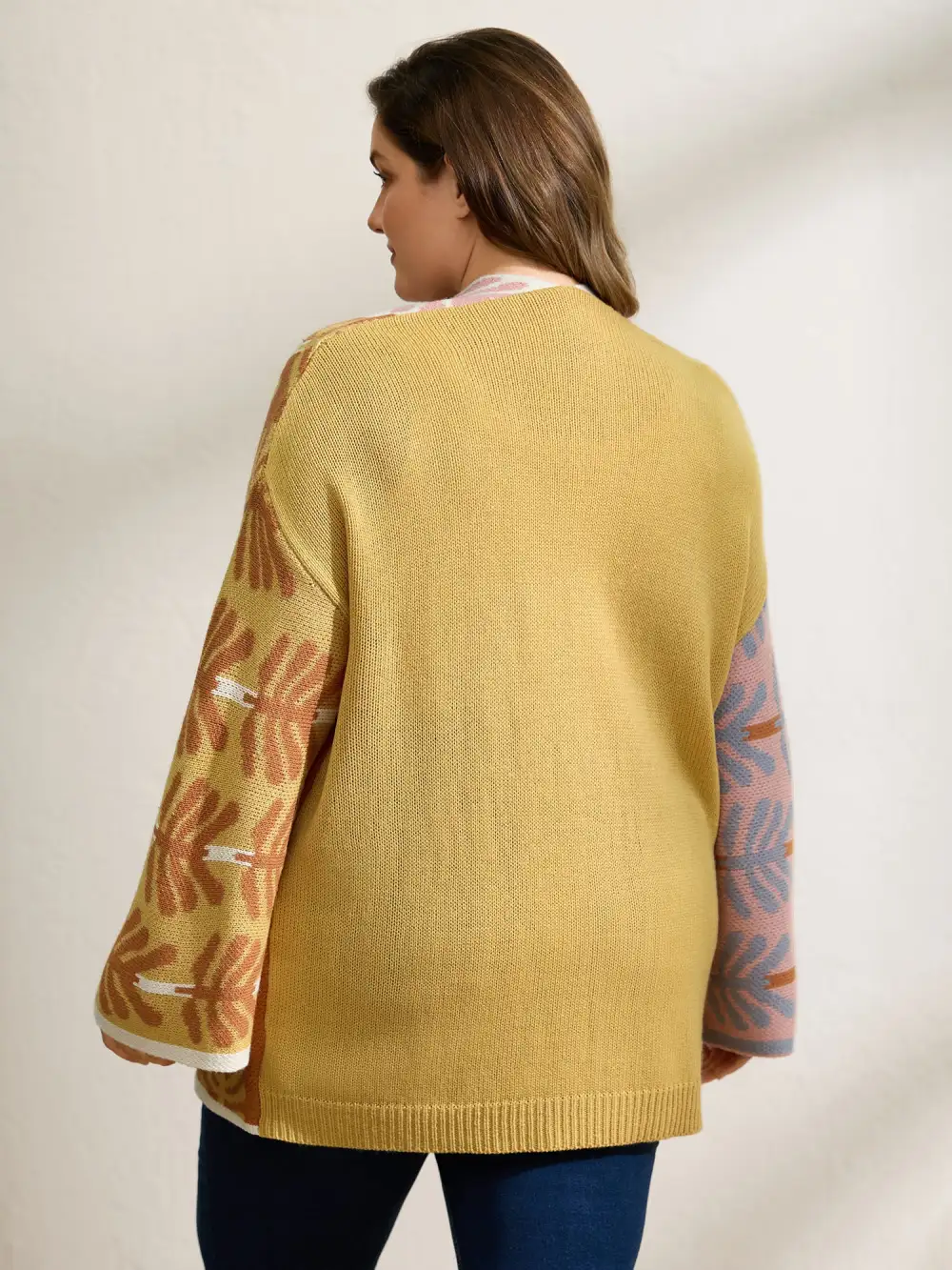 Leaf Jacquard Print Contrast Knit Cardigan