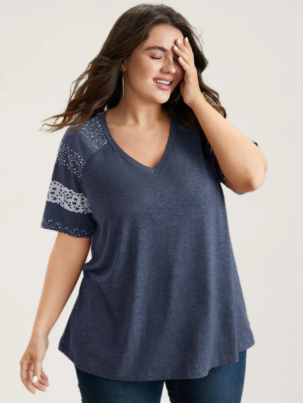 Ditsy Floral Colorblock Contrast Raglan Sleeve T-shirt