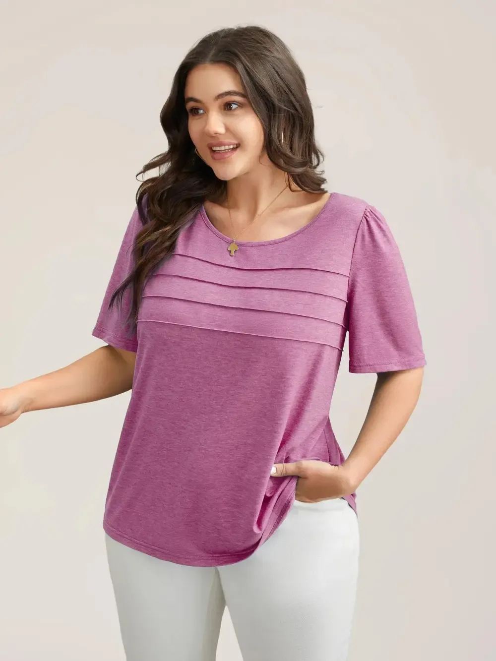 Seamed Round Neck Fitted T-Shirt