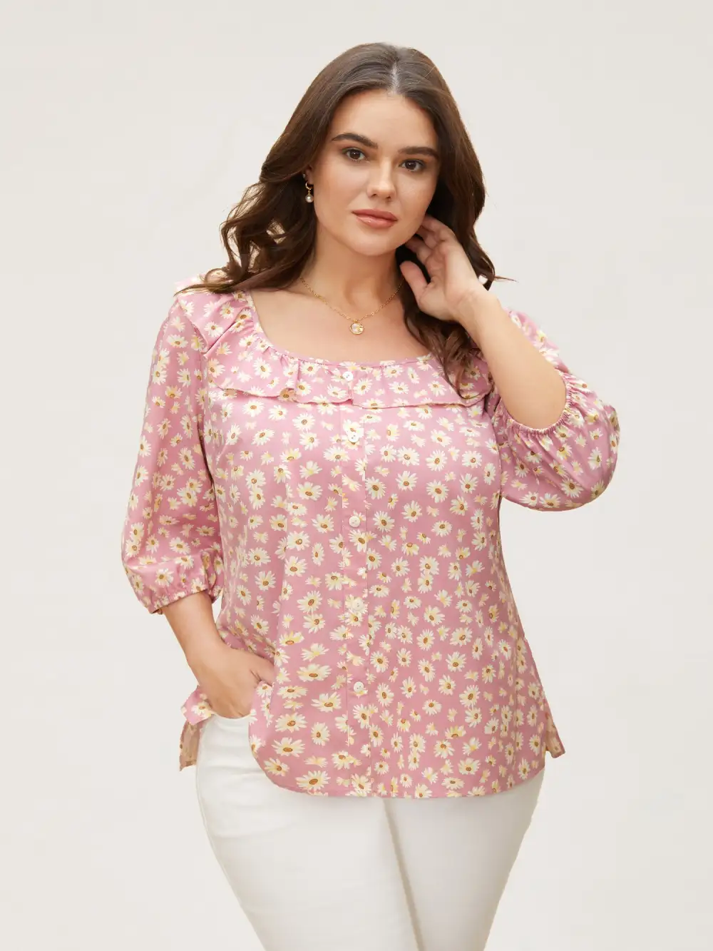 Daisy Patterned Ruffled Collar Blouse