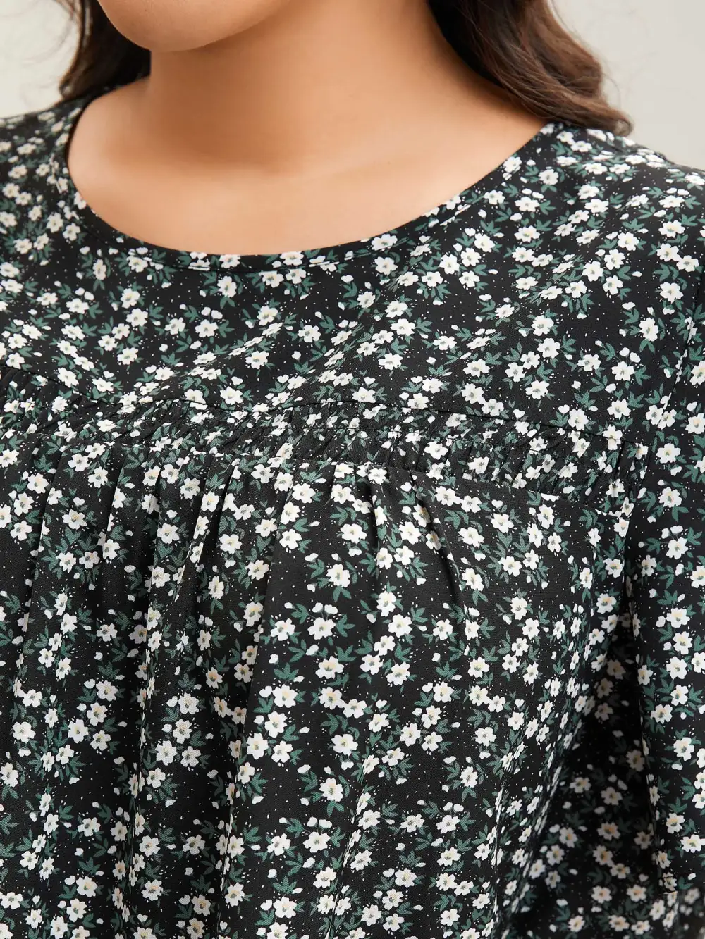 Floral Ruffle Sleeve Gathered Round Neck Blouse