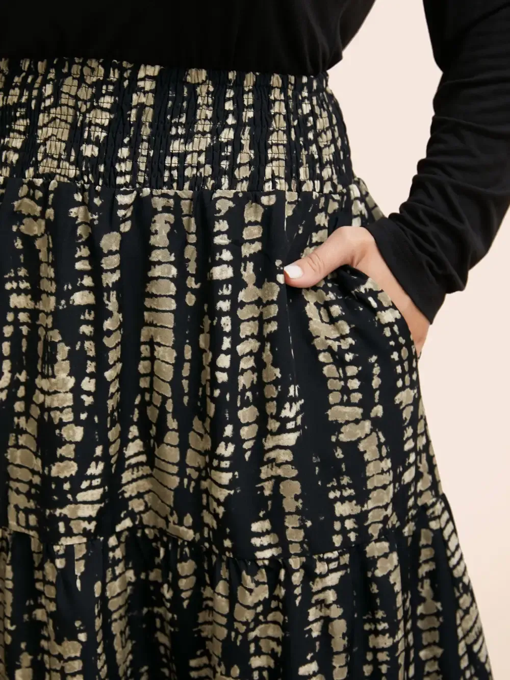 Geometric Shirred Ruffle Layered Hem Skirt