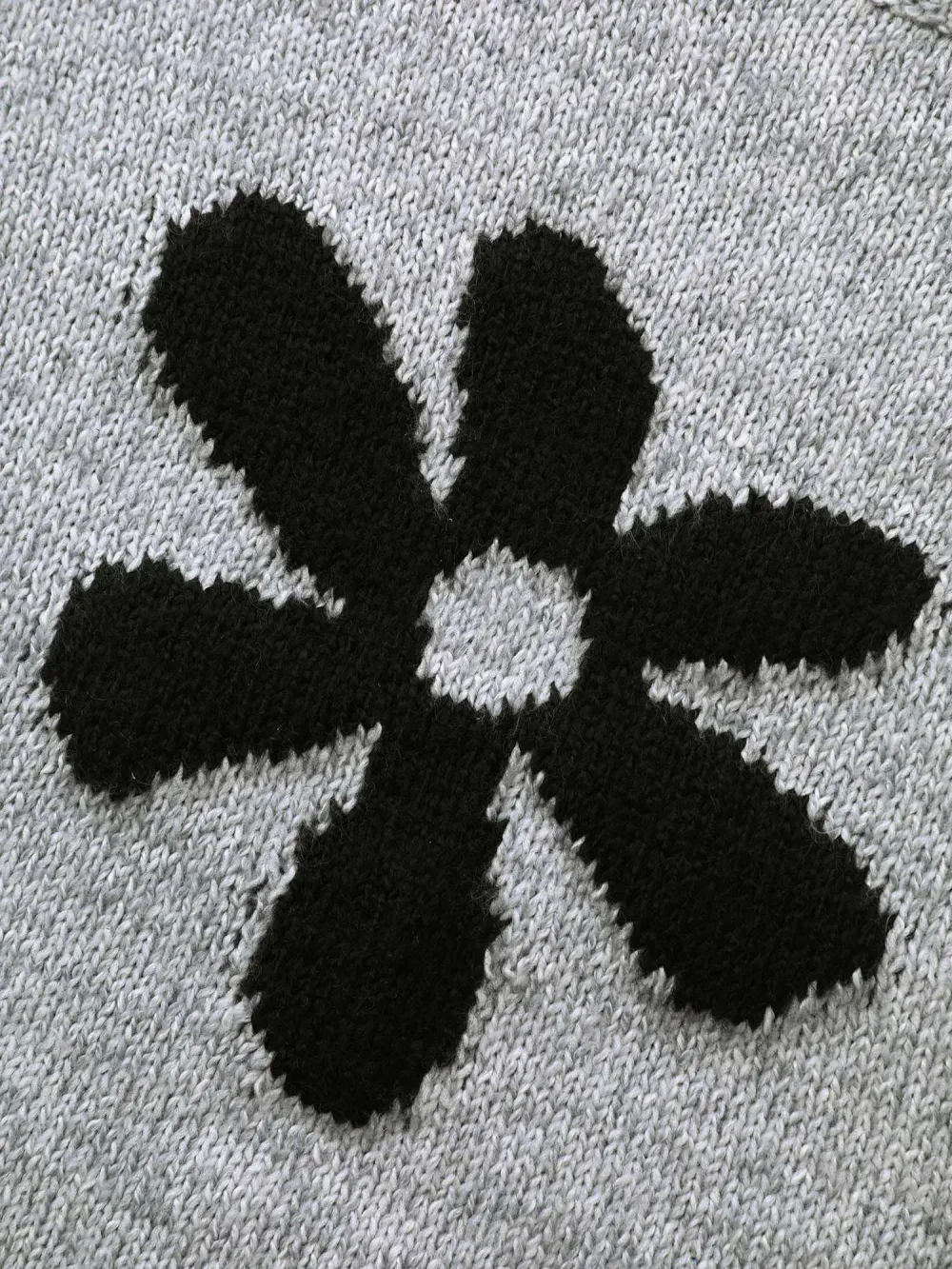 Round Neck Floral Jacquard Pullover