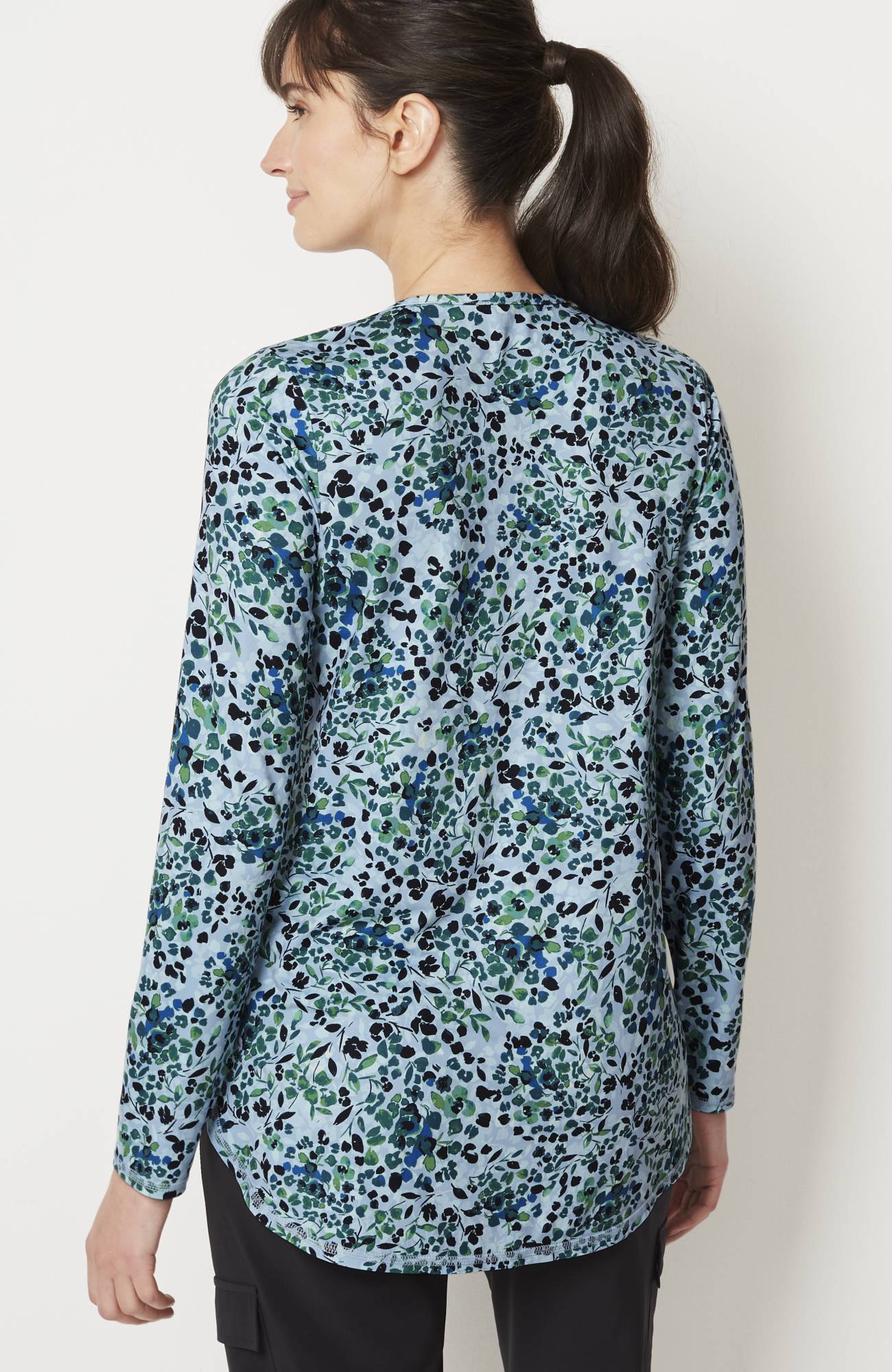 fit performance long-sleeve tee