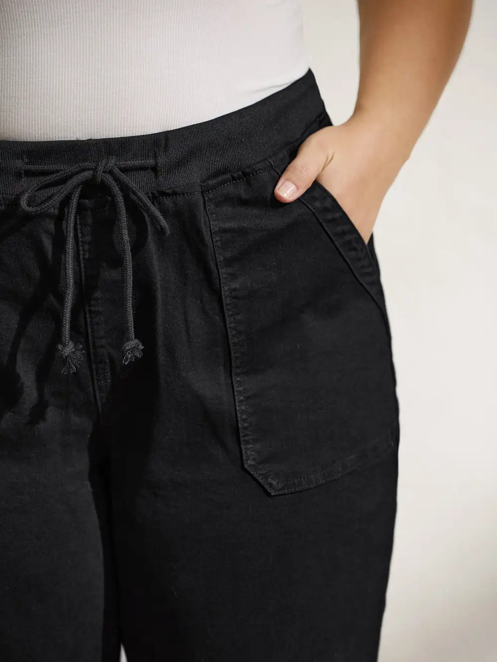 Stretchy Threaded Waist Skinny-Fit Jeans