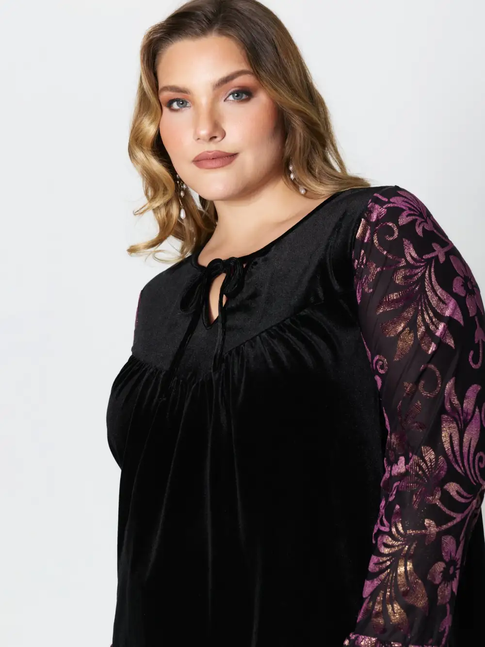 Velvet Cut-Out Neck Spliced Knit Top